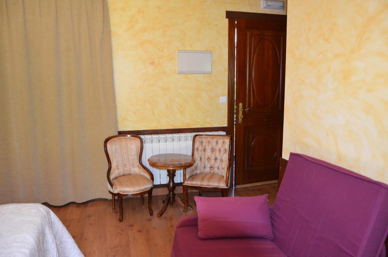 Hotel Arenas De Cabrales- Apartamentos المظهر الخارجي الصورة